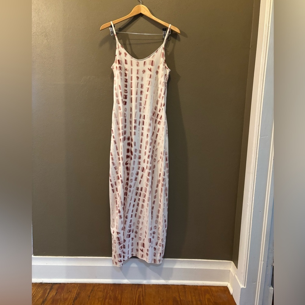 Elegant Cream and burgundy Patterned Maxi Dress w/ pockets